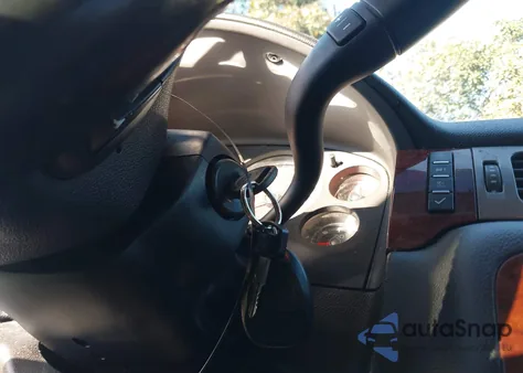 2010 Chevrolet Tahoe Lt из США, поврежденный, VIN 1GNUKBE03AR141553